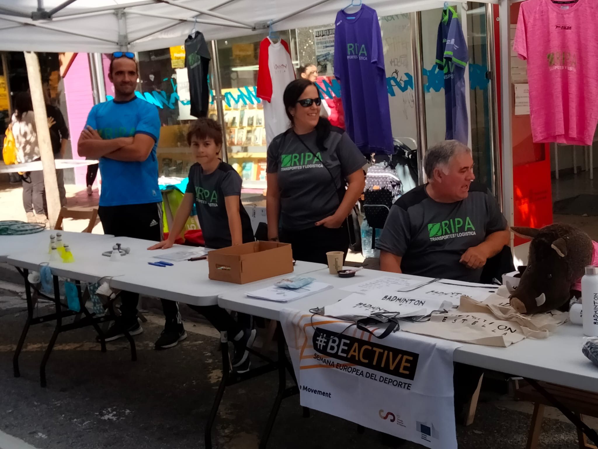 El Club Bádminton Estella estuvo presente en el Día Europeo del Deporte celebrado en Estella